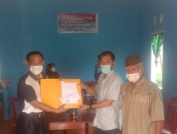 Sekretaris IWO Muba Ambil Formulir Pendaftaran Bacalon Kades Teluk Kijing II