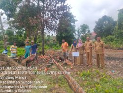 Pemdes Sindang Marga Bangun Lapangan Bola Voli
