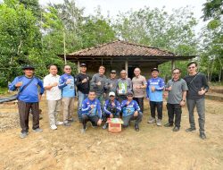 Susuri Hutan, Ziarah Hingga Buatkan Sumur Bor Warga Pelosok di Muba