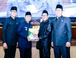 Pj Bupati Apriyadi  Sampaikan LKPJ TA 2023