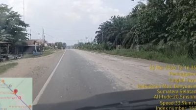 ​Jalan Nasional Jadi Ancaman: Warga Keluhkan Aktivitas Armada PT Ulima Nitra, Debu dan Lumpur Picu Kekhawatiran Keselamatan